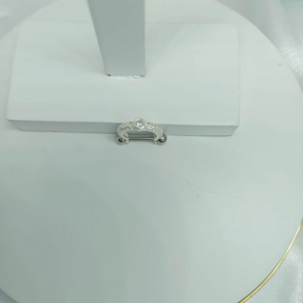 Piercing Orelha Helix