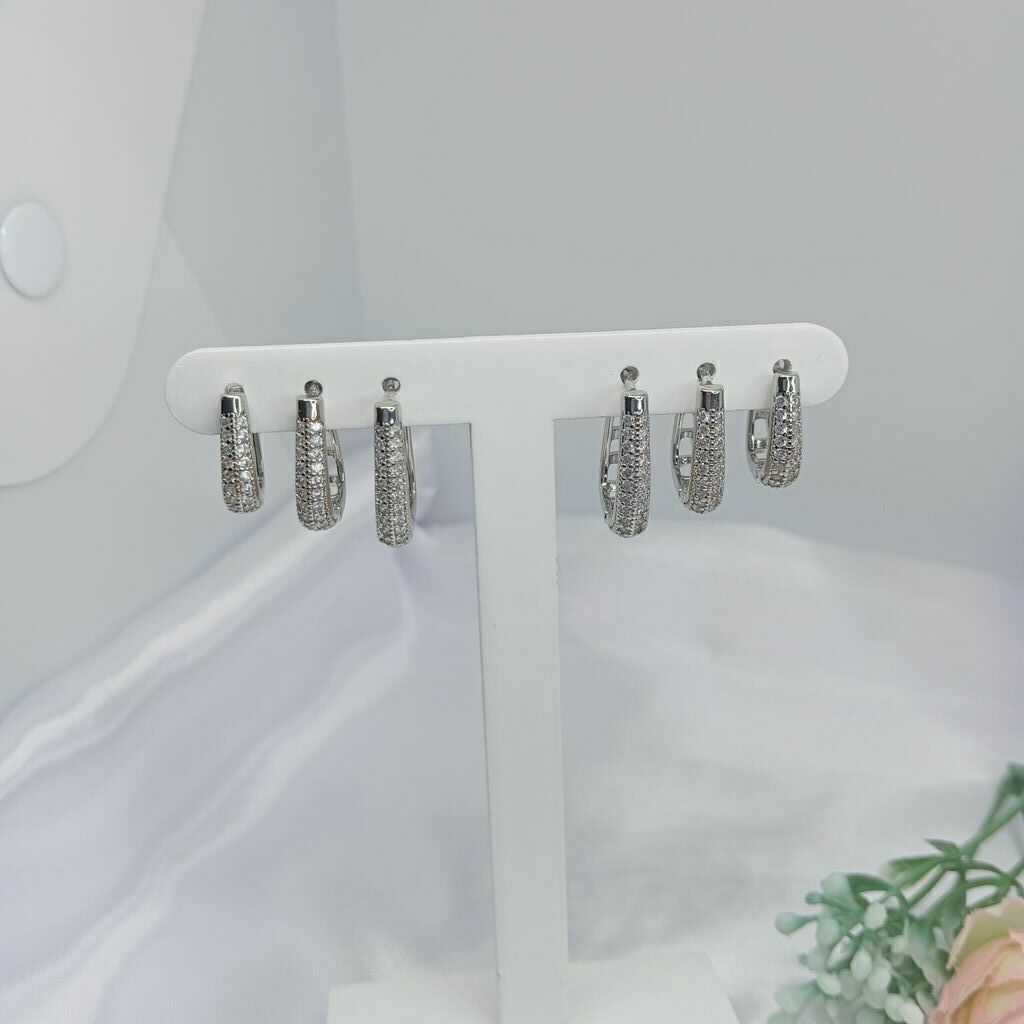 Brinco Trio Argola Retangular click Cravejado Ródio Branco