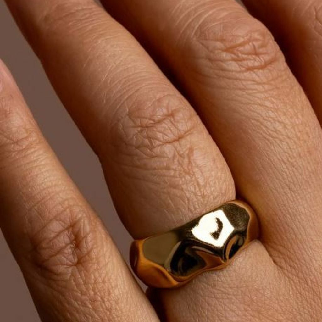 Anel Martelado Regulável Semi Jóia Ouro 18k