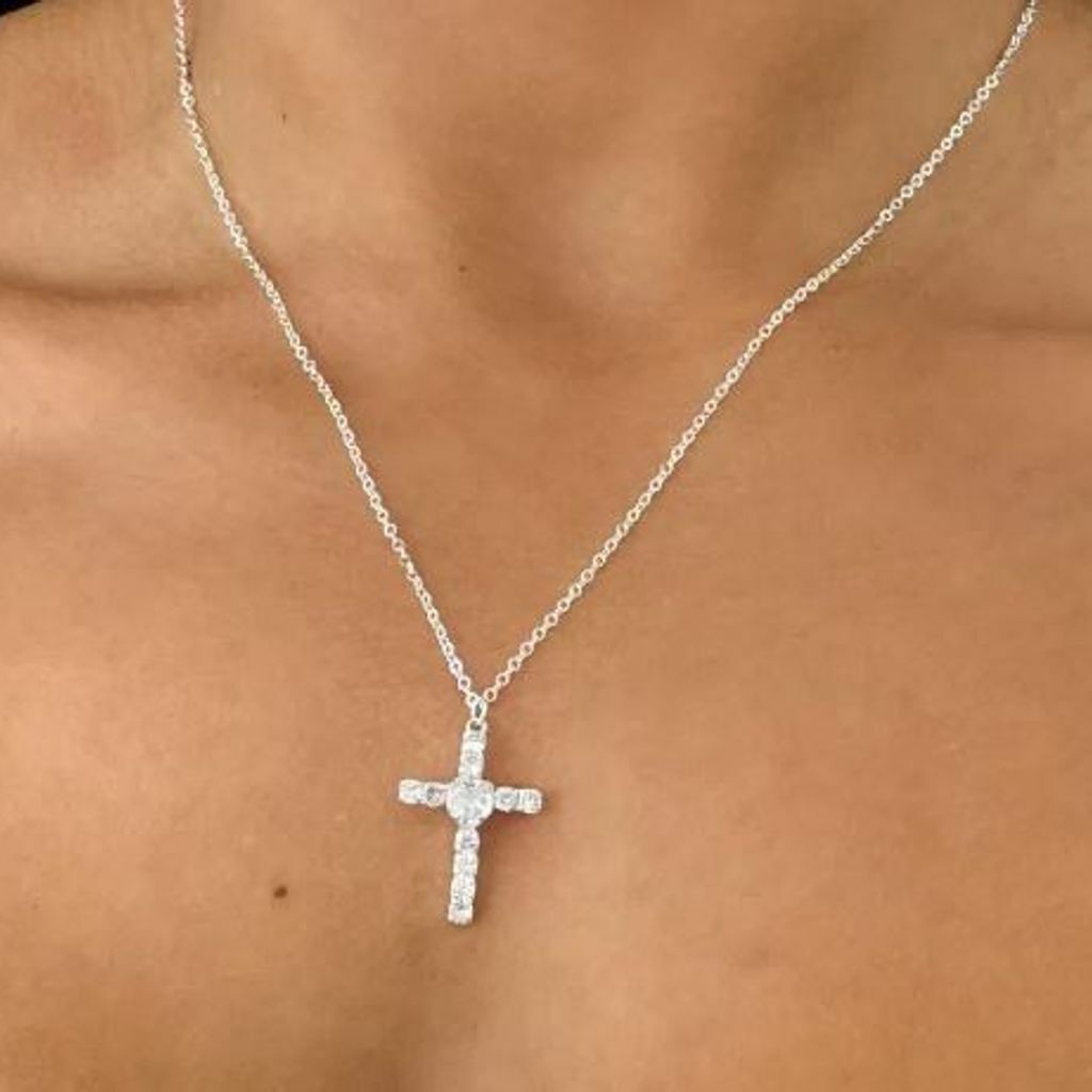 Colar Folheado a Ouro 18k e Prata Cruz Cravejada com Coração Ponto de Luz