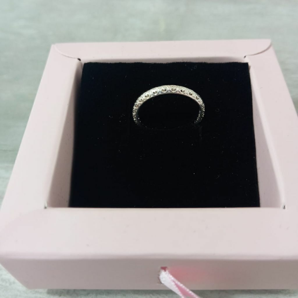 Anel Aparador de Prata 925 Detalahado