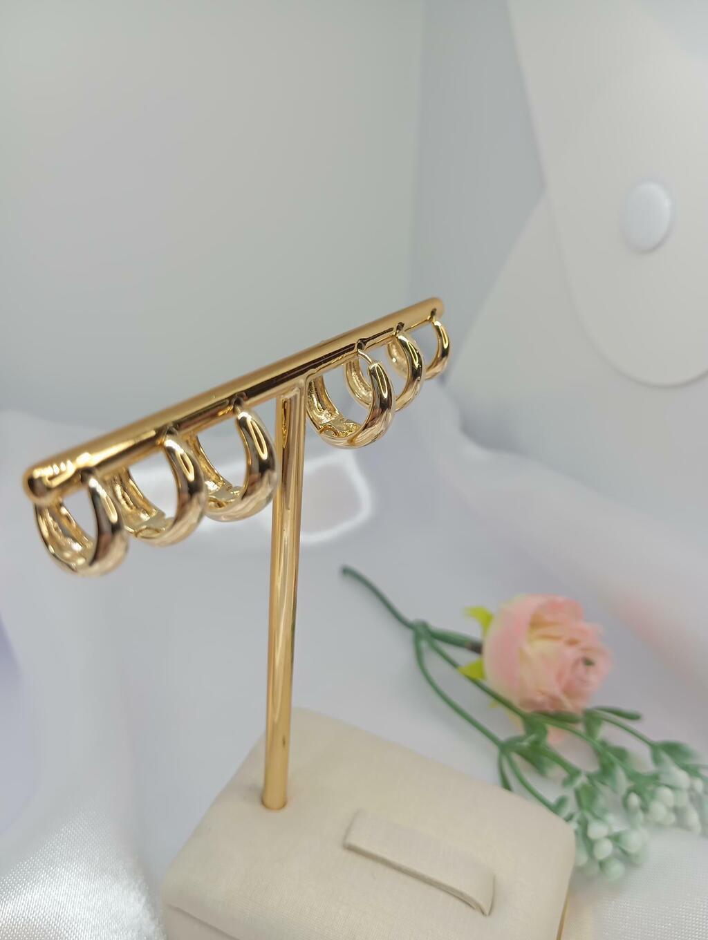 Brinco Trio Argolas Gota Liso Click Banhado a Ouro