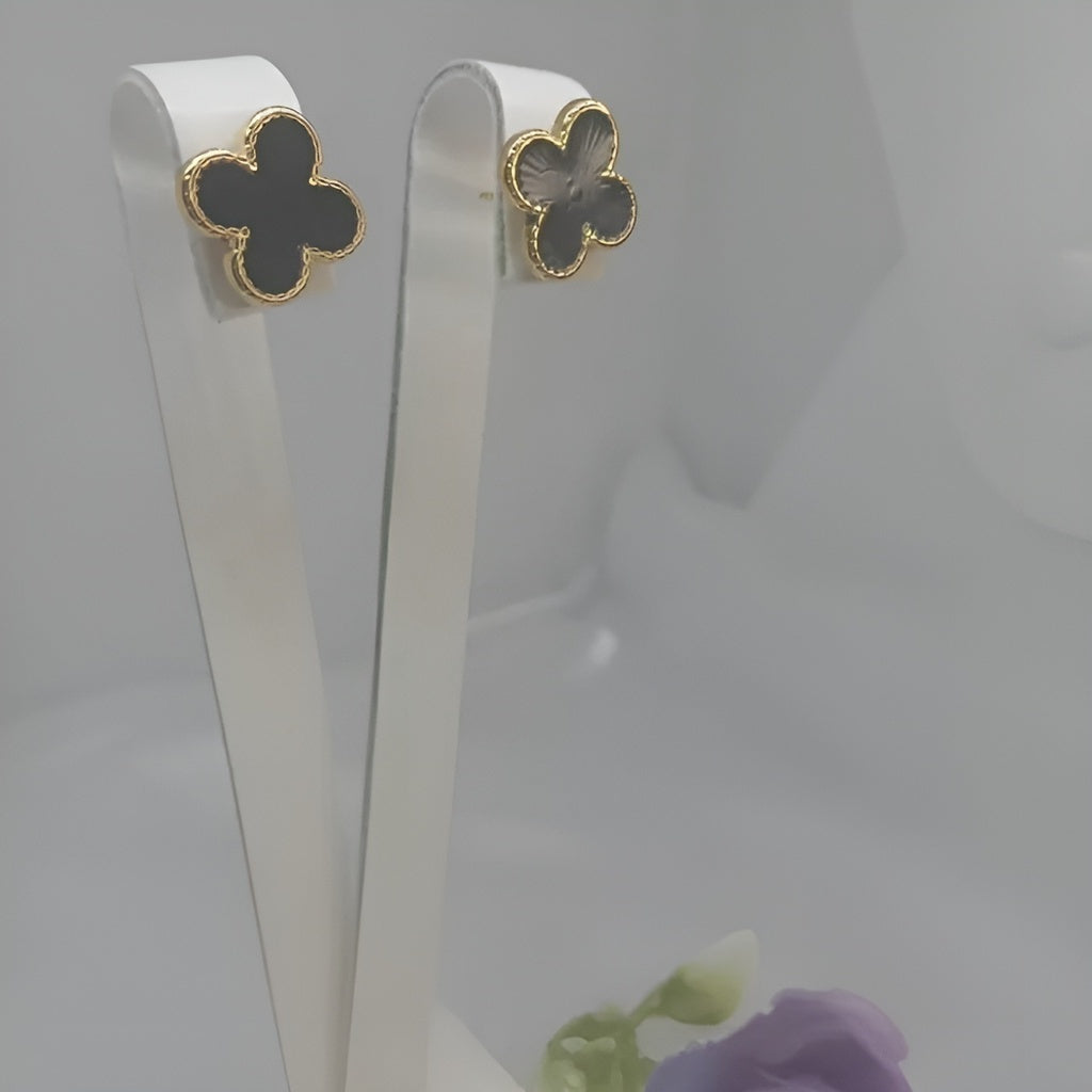 Brinco Trevo Preto Inspiração VG Semi Jóia Ouro 18k