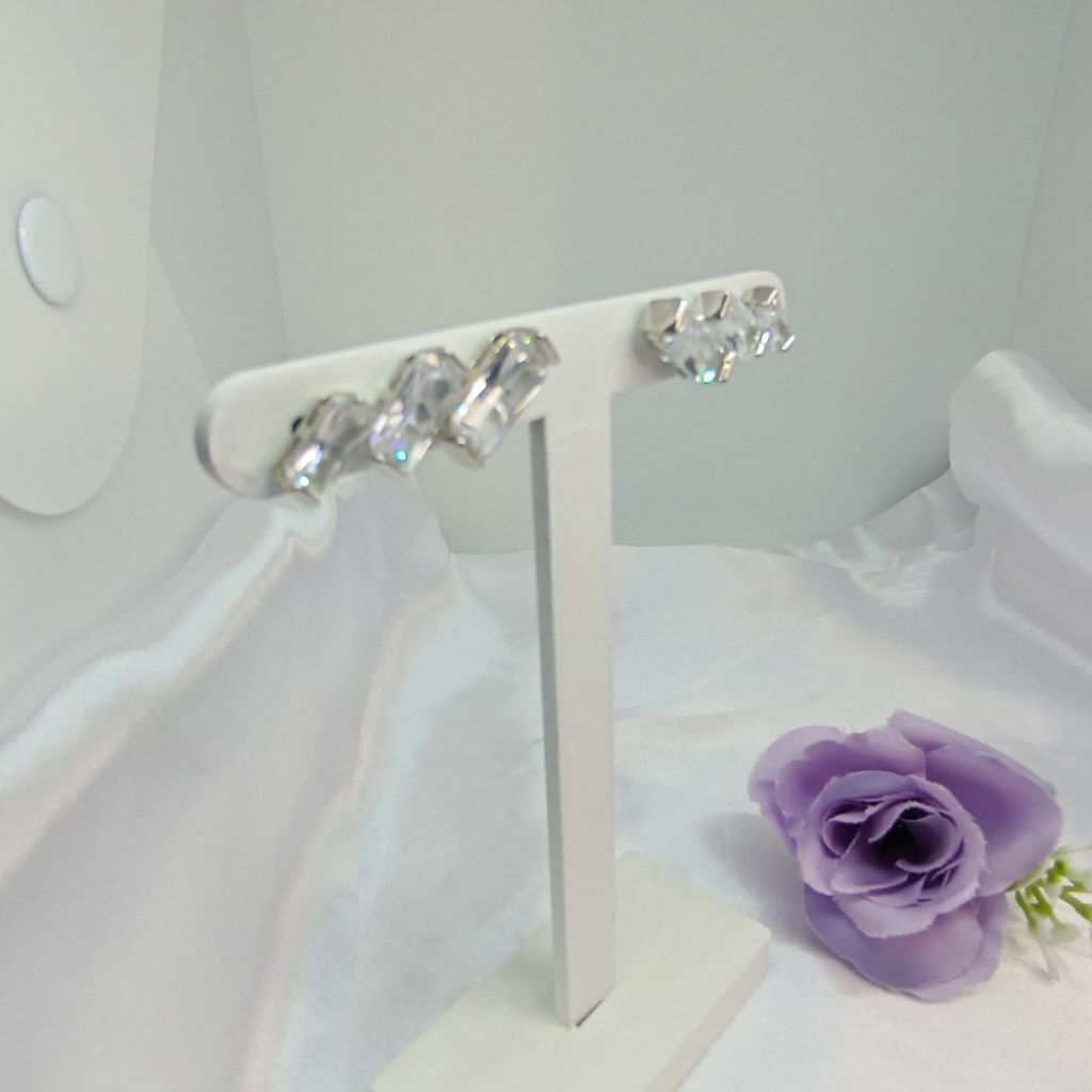 Brincos Trio Fixo Zircônias Retangular Folh. Ródio