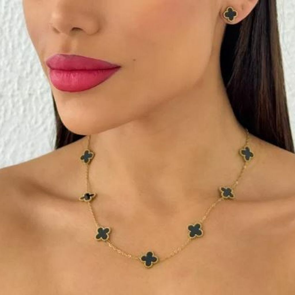 Conjunto Colar e Brinco Folheado a Ouro 18k e Prata Inspiração Vg. Resinada