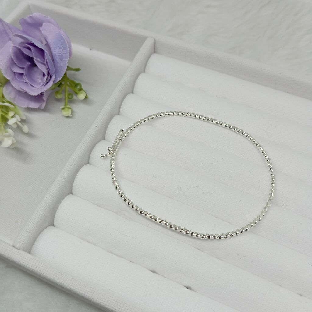 Bracelete Fio Torcido